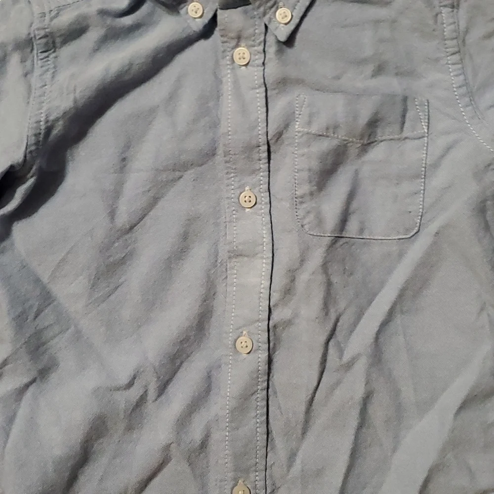 Childrens Place Shirt Size 5Tplus button up longsleeve